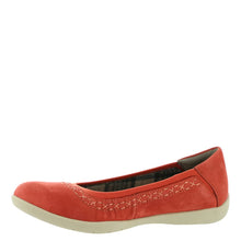 Load image into Gallery viewer, Earth Origins Fable Women's Slip On 9 B(M) US Paprika