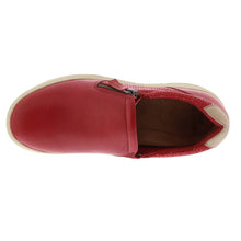 Load image into Gallery viewer, Earth Origins Elsie Women's Slip On 6 B(M) US Red