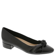 Load image into Gallery viewer, Easy Spirit Caster Women's Pump, 8.5 B(M) US, Black