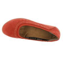 Load image into Gallery viewer, Earth Origins Fable Women's Slip On 9 B(M) US Paprika