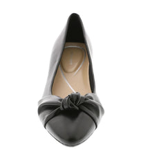 Load image into Gallery viewer, Easy Spirit Caster Women's Pump, 8.5 B(M) US, Black