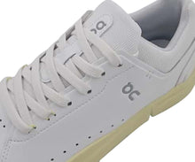 Load image into Gallery viewer, ON Womens The Roger Advantage Textile Synthetic White Hay Trainers 9.5 US