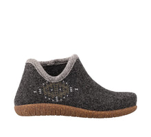 Load image into Gallery viewer, New Taos Footwear Women's Woolside Boot Charcoal 38