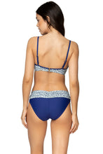 Load image into Gallery viewer, Sunsets Iconic Twist Bandeau Women's Swimsuit Bikini Top with Underwire, Forget Me Not, 34E/32F/30G