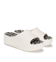 Load image into Gallery viewer, BareTraps PARVATI Women's Sandals &amp; Flip Flops Cream Size 7 M (BT27827)