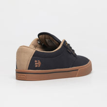 Load image into Gallery viewer, Etnies Men's Jameson 2 Eco Skate Shoe, Navy/Gum/Gold, 13