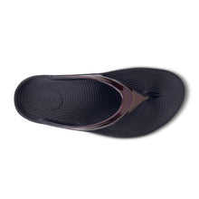 Load image into Gallery viewer, OOFOS Women's Oolala Luxe Thong Recovery Sandal - Color: Cabernet (Regular Width) - Size: 7