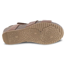 Load image into Gallery viewer, Dansko Women's Savannah Tan Sandals 11.5-12 M US