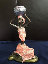 Load image into Gallery viewer, Handmade Statuette palenquera Women