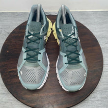 Load image into Gallery viewer, ON Women's Low-Top Sneakers, sea Limelight, 7