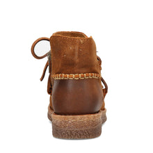 Load image into Gallery viewer, BORN Women&#39;s Calyn Brown Distressed 7.5 M