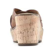 Load image into Gallery viewer, WHITE MOUNTAIN Women's Samwell Platform Wedge Sandal, Tan/Burn/Smooth, 9 M