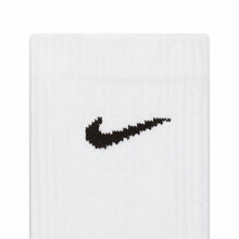 Load image into Gallery viewer, Nike Men&#39;s Dry 3 Pack Everyday Cushion Crew Training Socks White Size Large