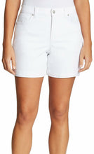 Load image into Gallery viewer, Gloria Vanderbilt Women's Amanda Basic Jean Short, Vintage White, 14 Regular