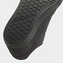 Load image into Gallery viewer, Adidas Five Ten Freerider Canvas Mountain Bike Shoes