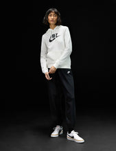 Load image into Gallery viewer, Nike Women&#39;s Gymnastics Shoes, White White Black Desert Ochre Team Orange, 8 US