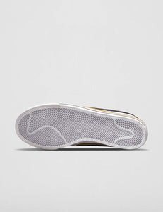 Nike Women's Court Legacy Sneaker, White/Black/Desert Ochre/Team Orange, 10.5