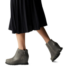 Load image into Gallery viewer, Sorel Women's Joan of Arctic Wedge III Zip Boot - Quarry, Black - Size 11